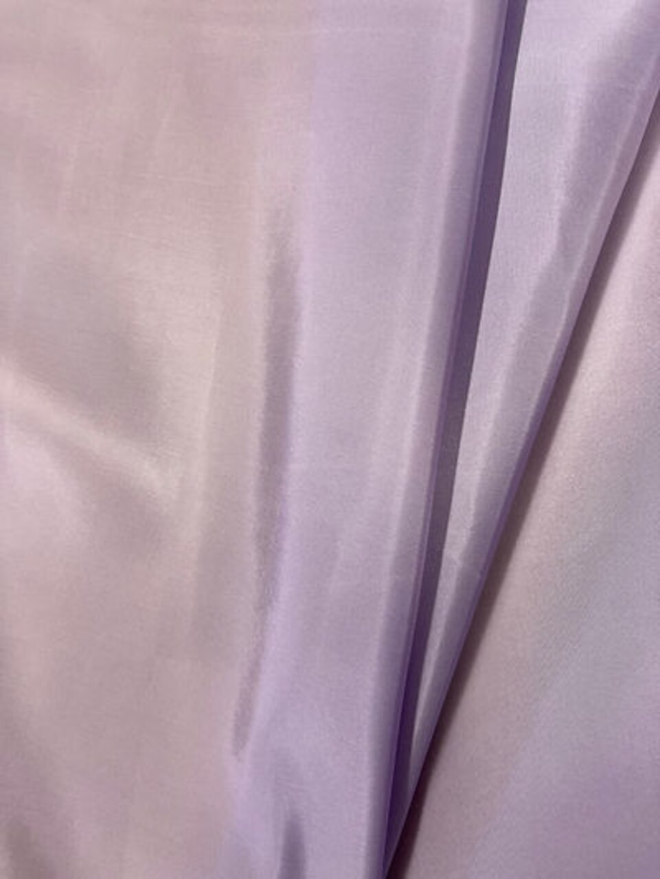 1 Yard Aro Pale Lavender Taffeta Smooth Rustling Polyester Fabric 58/59 inches Width